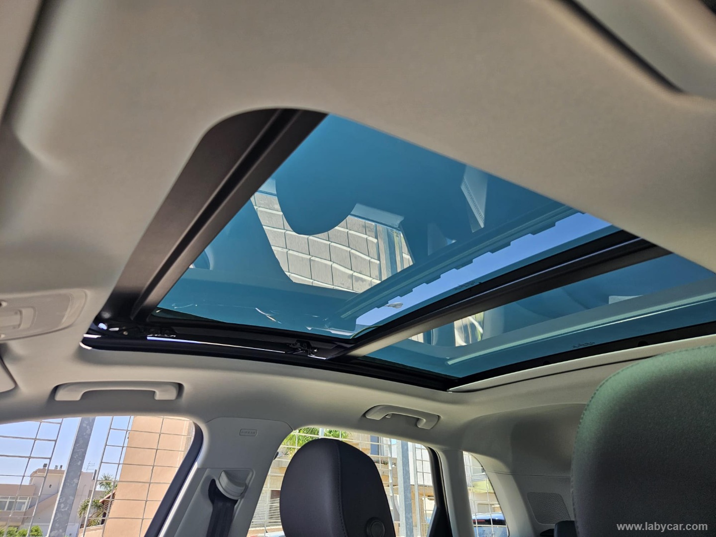Q3 40 TDI quattro S tr. Business Adv. - immagine 10