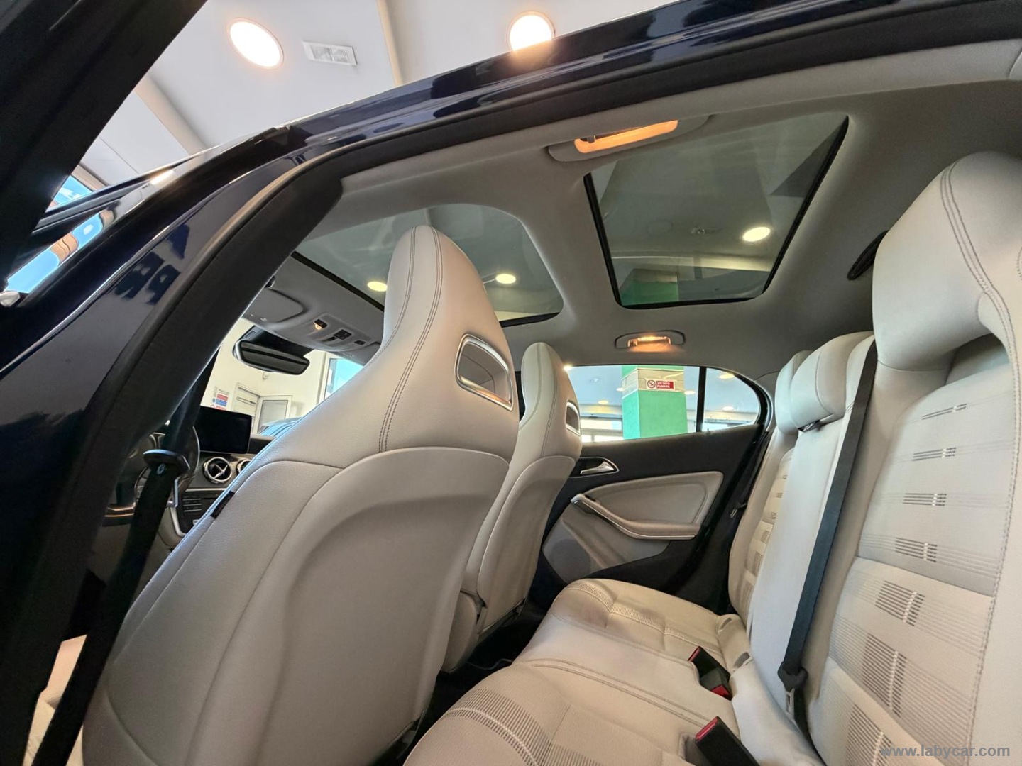 GLA 200 d Automatic Sport - immagine 10