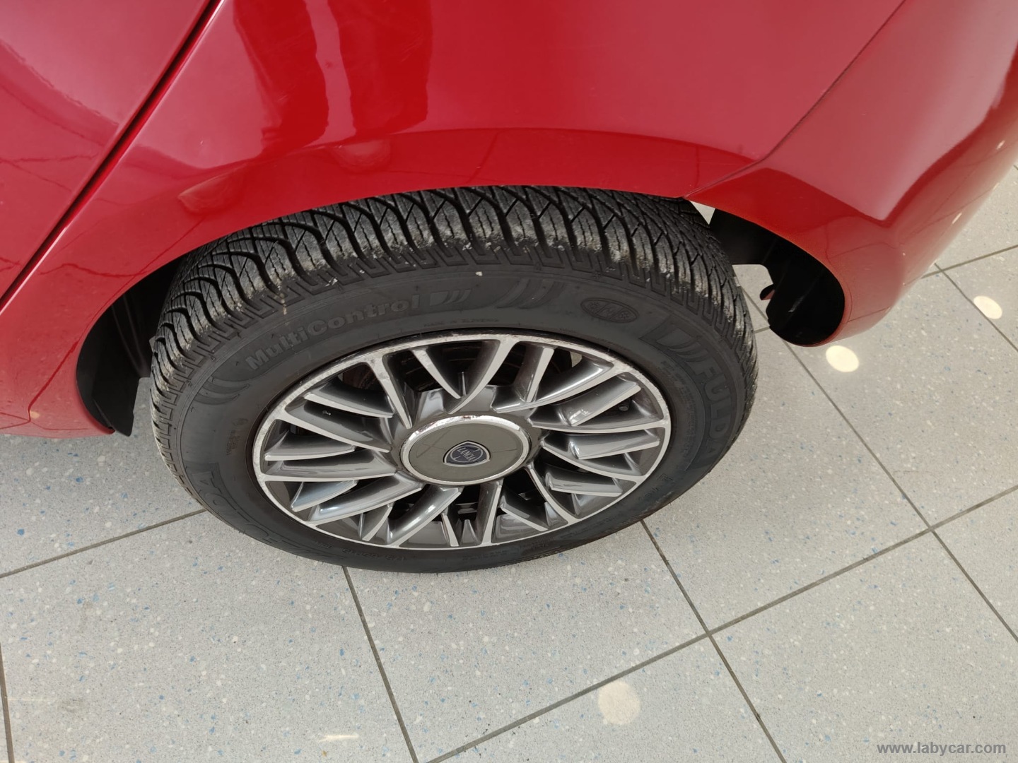 Ypsilon 0.9 TwinAir 5p. Met.Eco. Gold - immagine 10