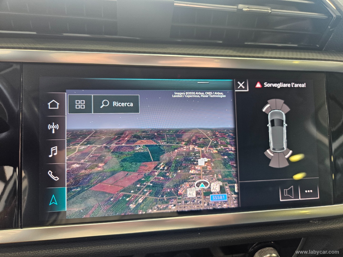 Q3 40 TDI quattro S tr. Business Adv. - immagine 10
