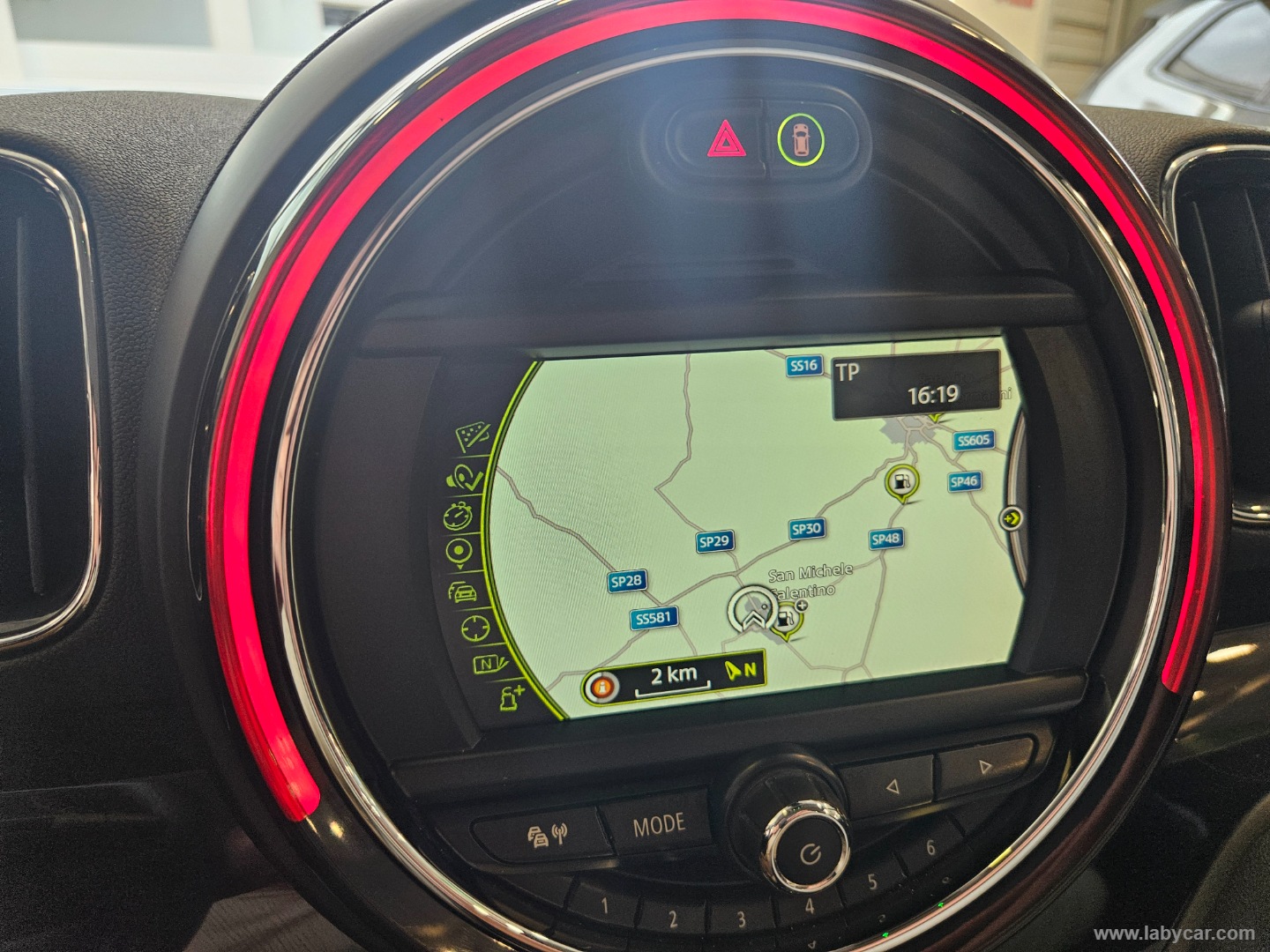 Mini Cooper SD Hype Countryman Aut. - immagine 10