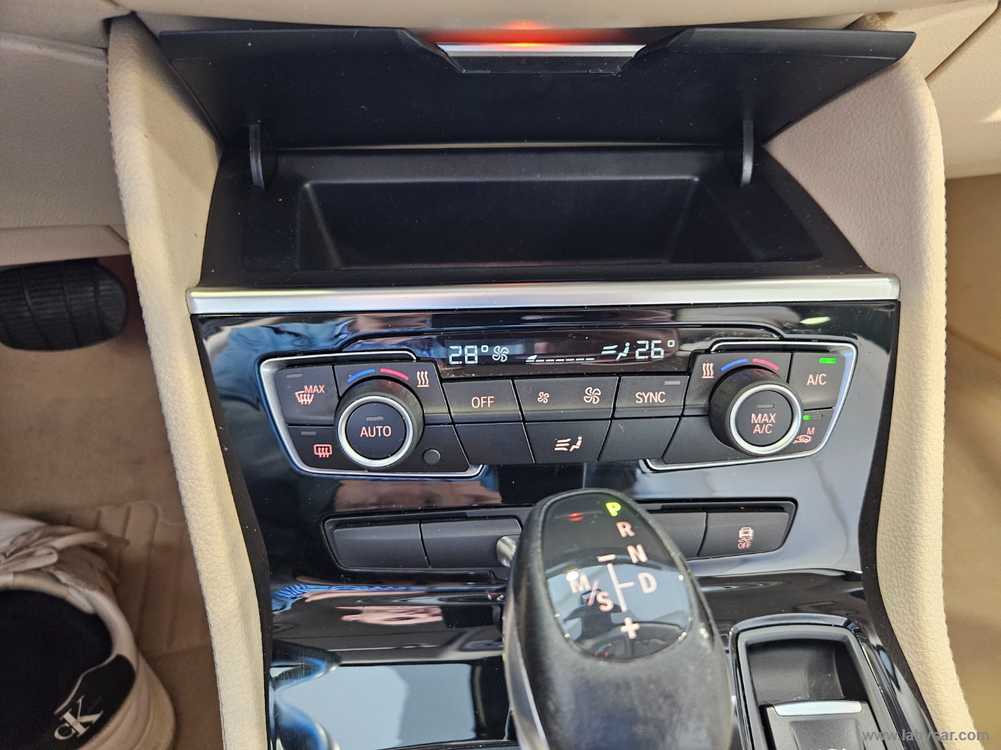 218 D ACTIVE TOURER LUXURY AUT. - immagine 10