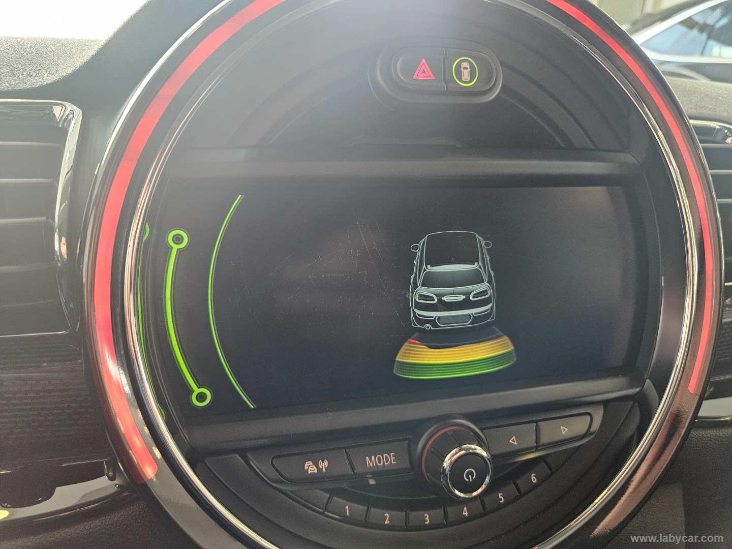 Mini Cooper D Business Clubman Aut. - immagine 10