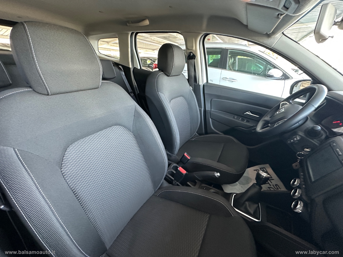 Duster 1.5 dCi 8V 110 CV 4x2 Prestige - immagine 10