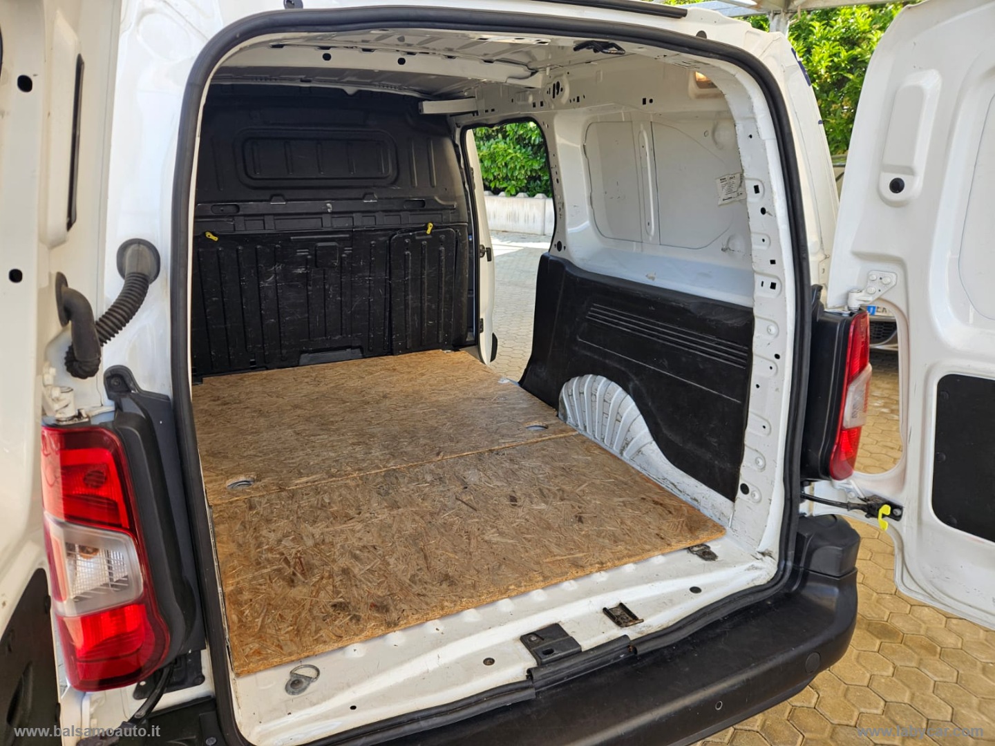 Combo Cargo XL 1.5D 100 S&S PL 950kg Ed. - immagine 10
