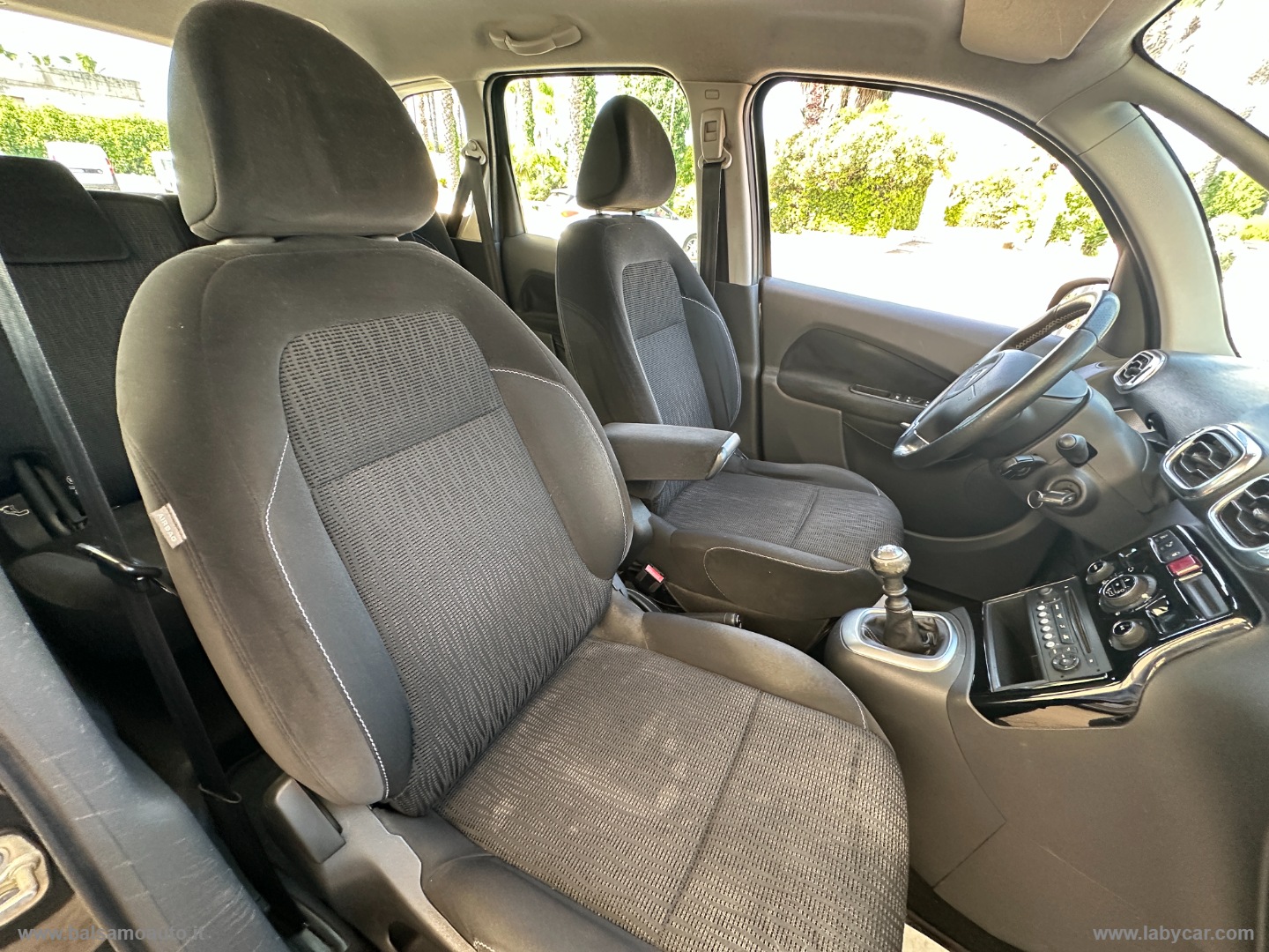 C3 Picasso 1.6 HDi 115 Exclusive - immagine 10