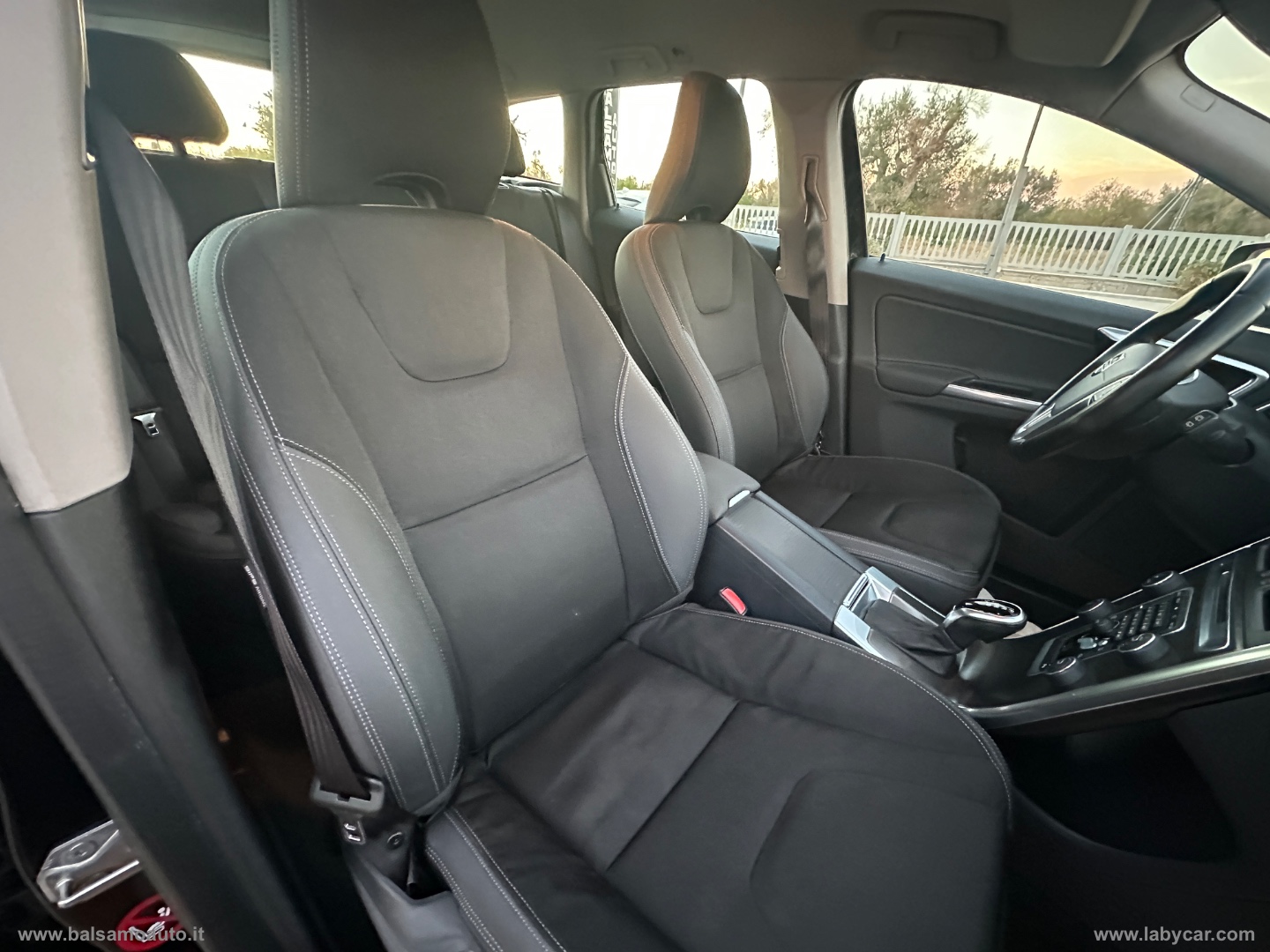 XC60 AWD 2.4D Momentum - immagine 10