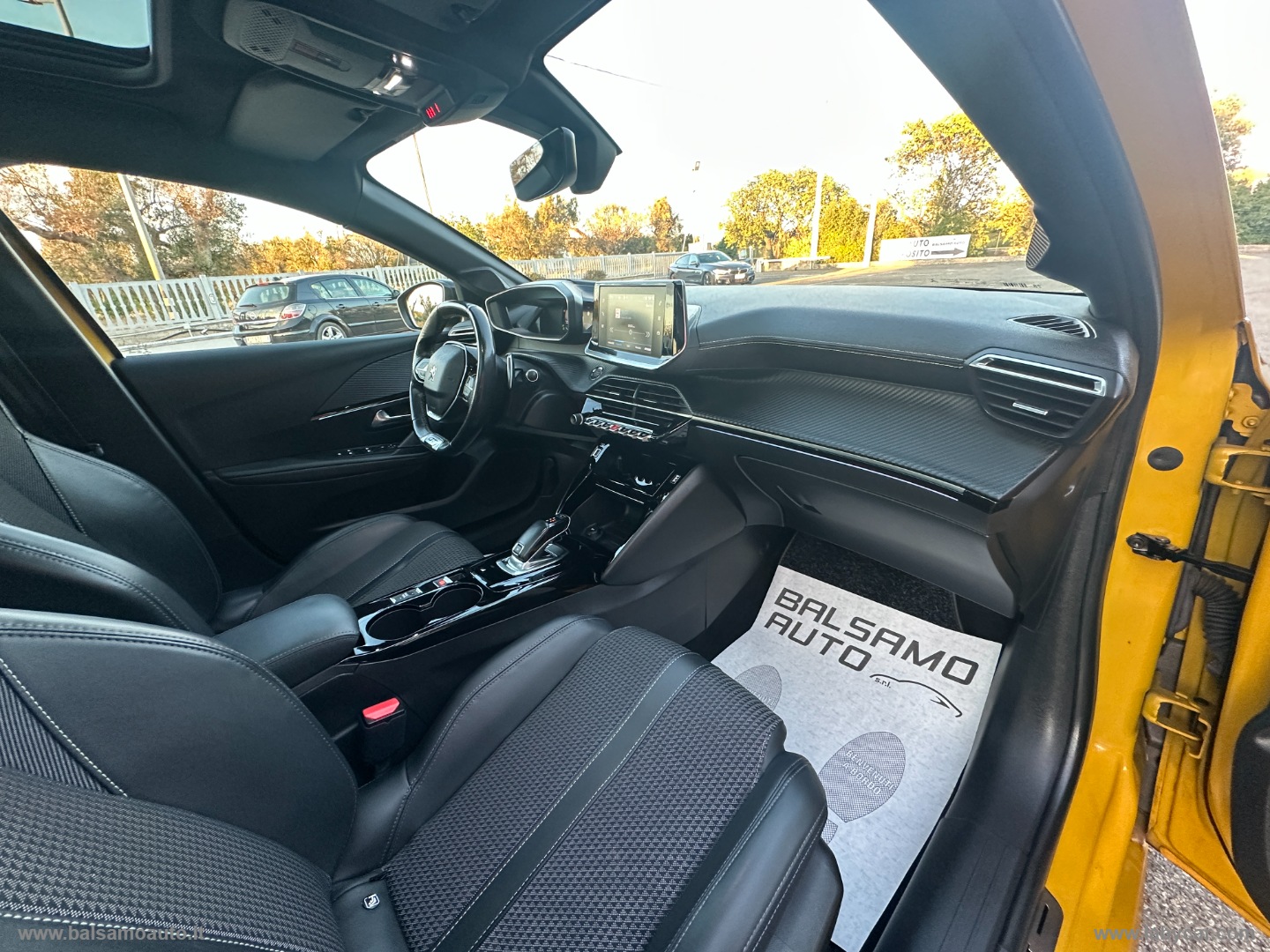 208 GT Line PANORAMA - immagine 10