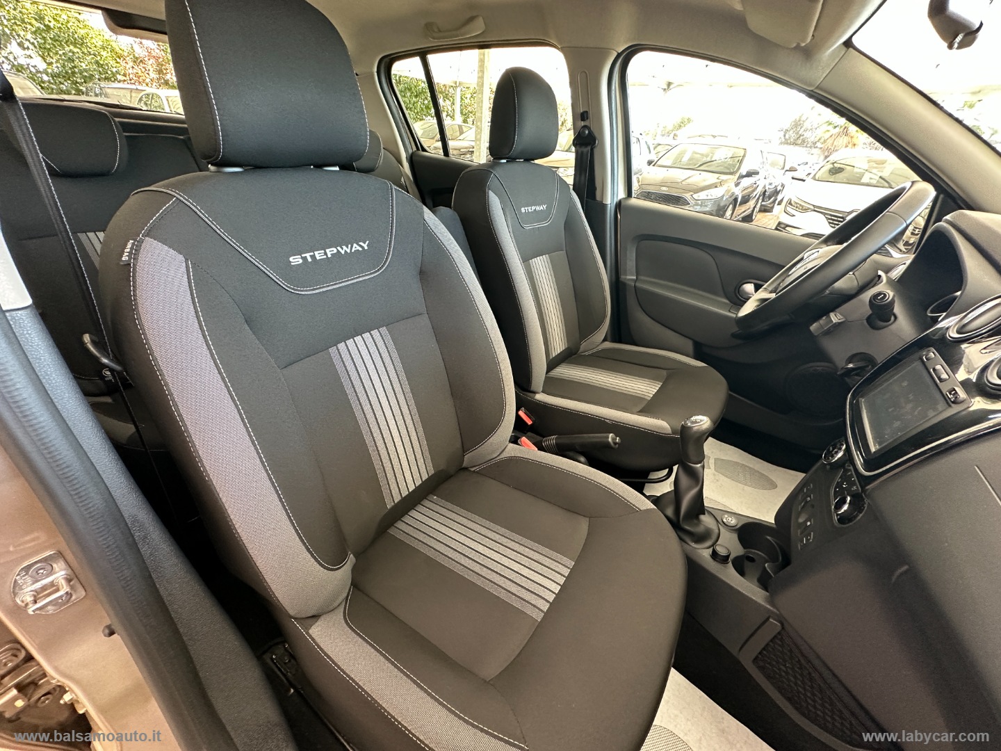 Sandero Stepway 0.9 TCe 12V T-GPL 90 S&S - immagine 10