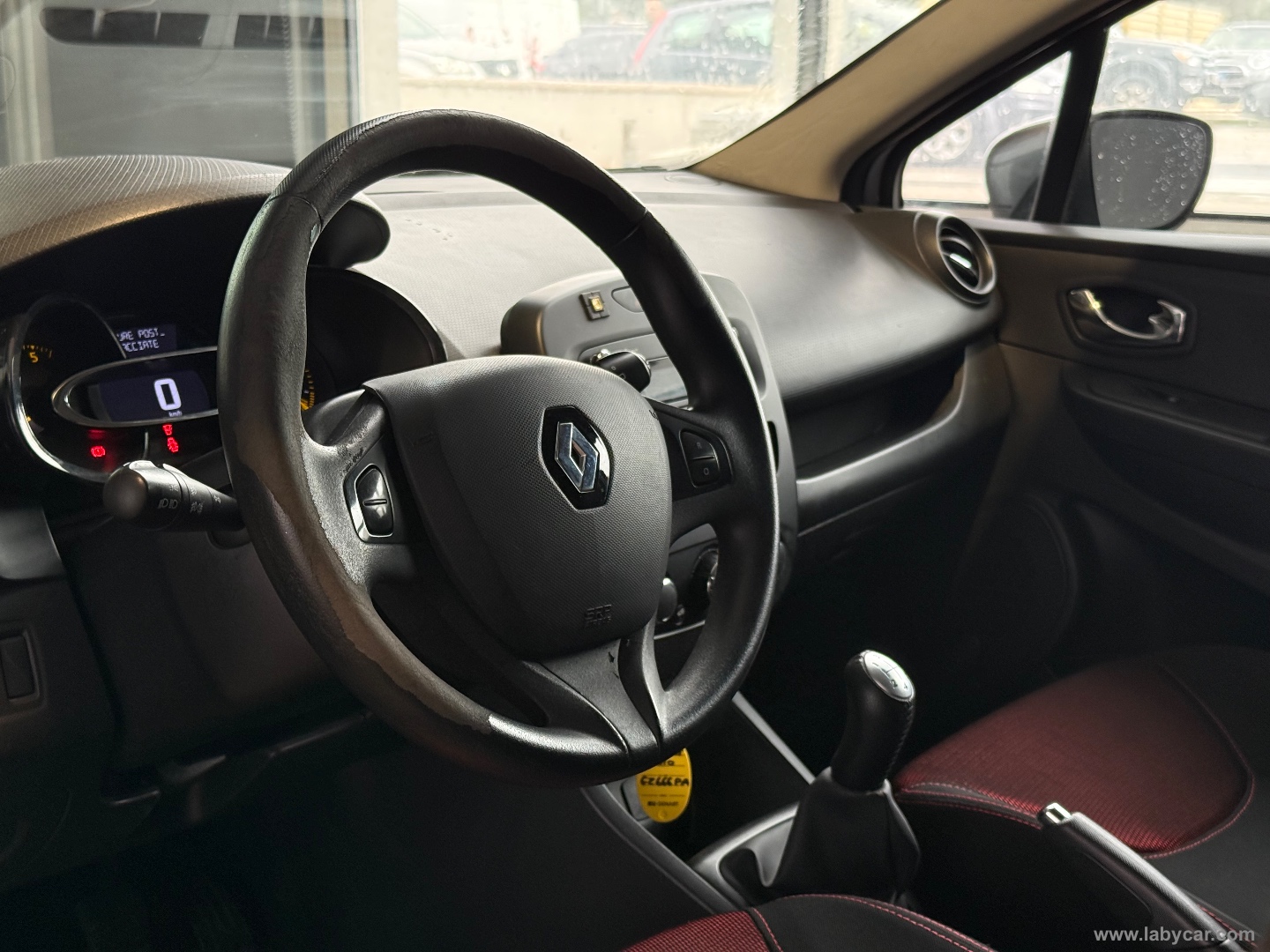 Clio 1.5 dCi 8V 75 CV 5p. Wave - immagine 10