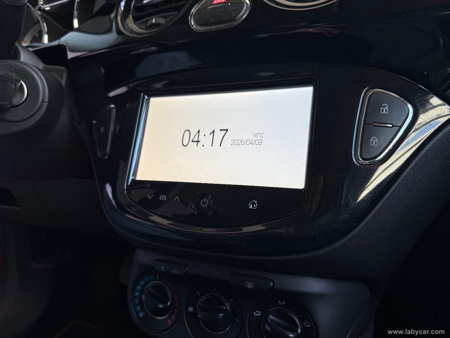 Adam 1.2 70 CV - immagine 10