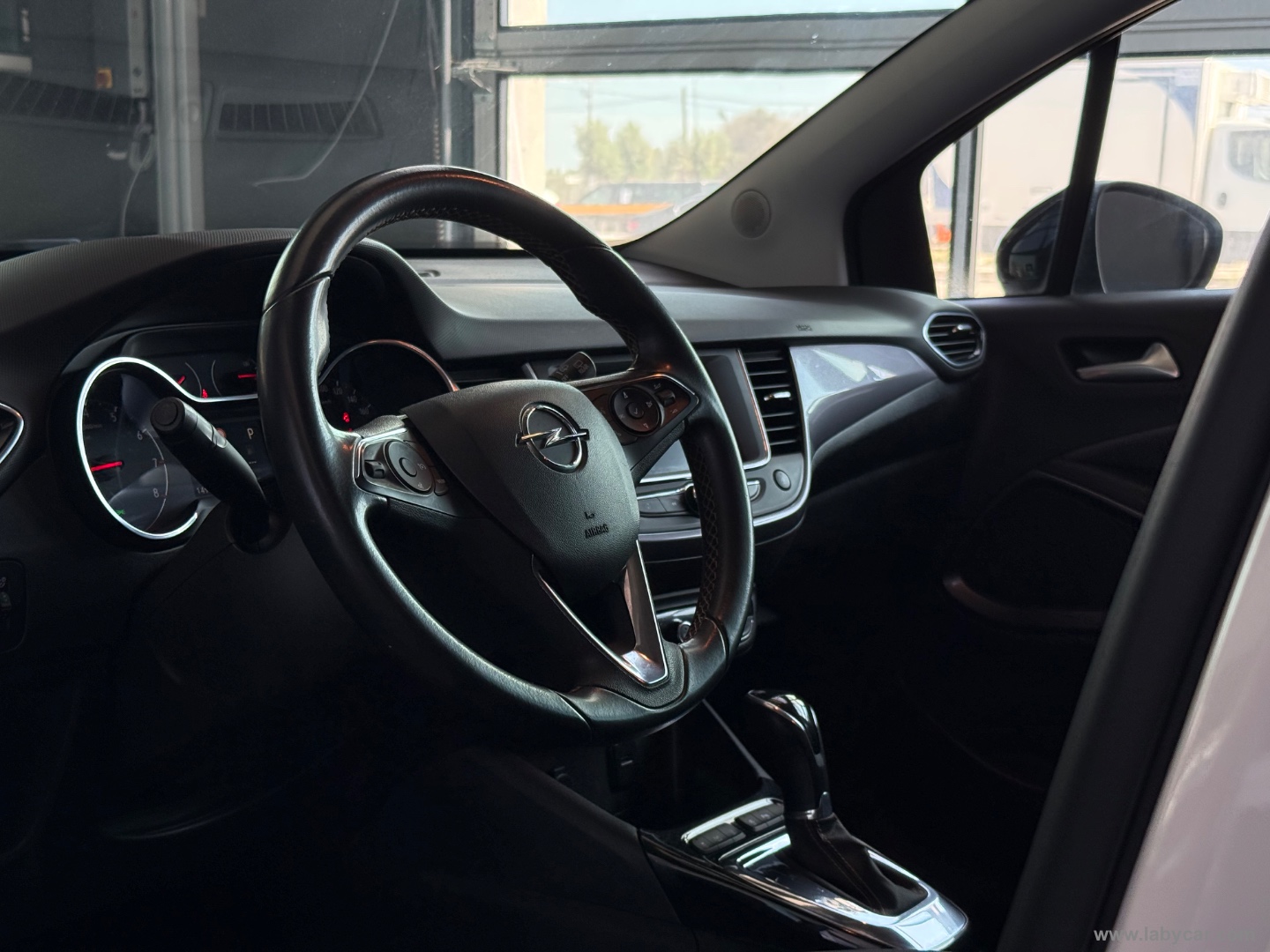 Crossland X 1.2 T 12V 110CV aut.120 Ann. - immagine 10