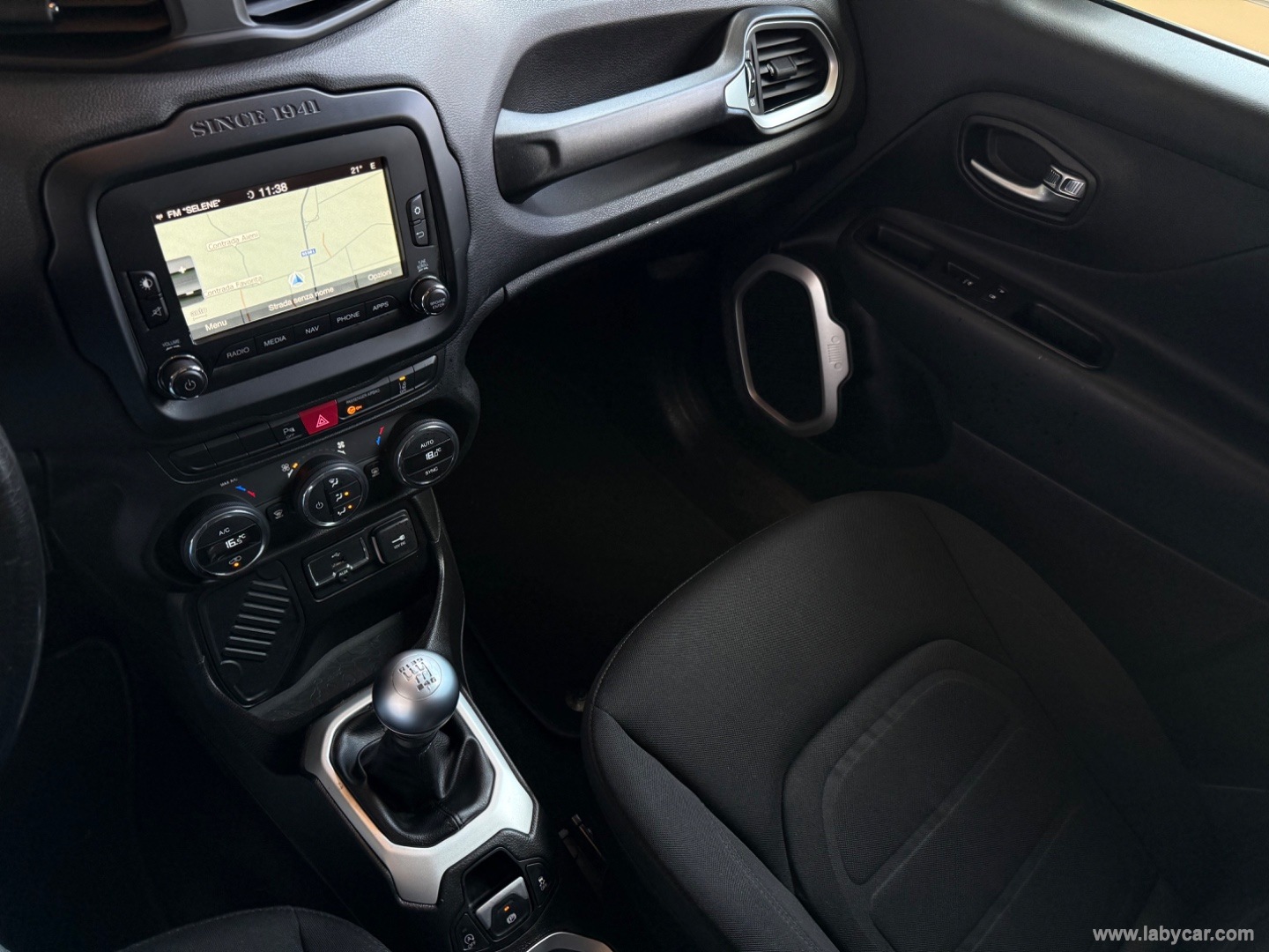 Renegade 1.6 Mjt 120CV Limited - immagine 10
