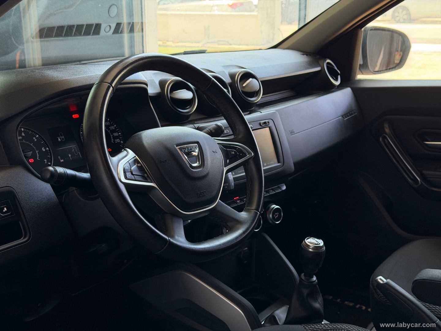 Duster 1.5 dCi 8V 110 CV 4x2 Comfort - immagine 10