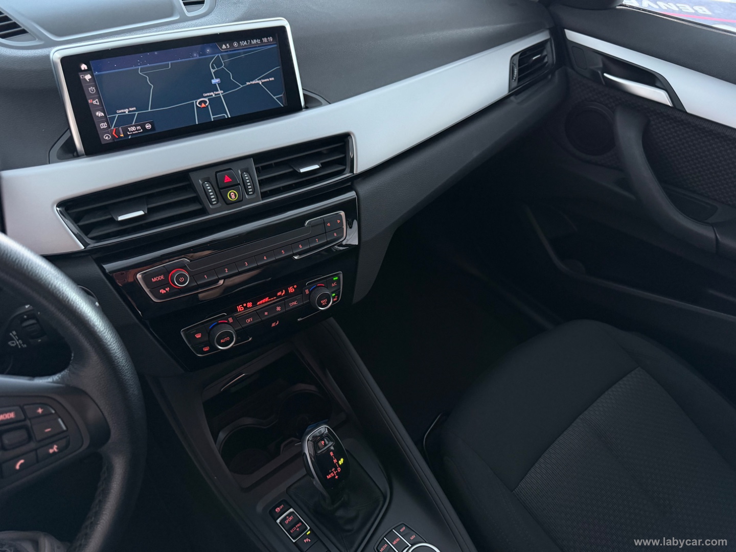 X1 sDrive20d Business Advantage - immagine 10