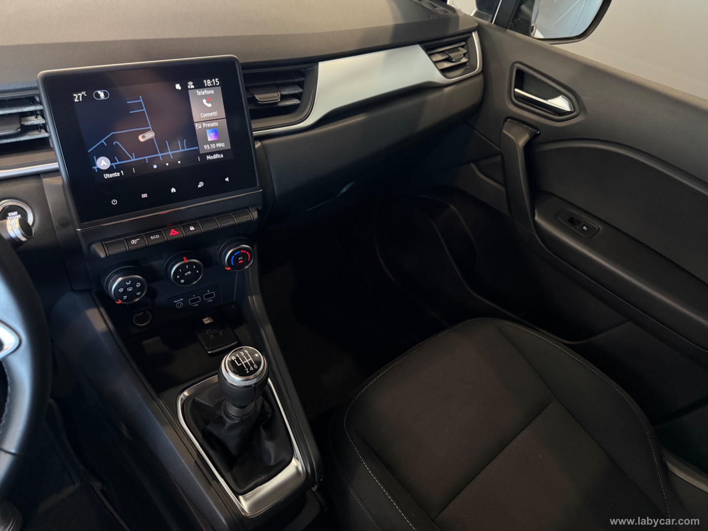 Captur TCe 12V 90 CV Business - immagine 10