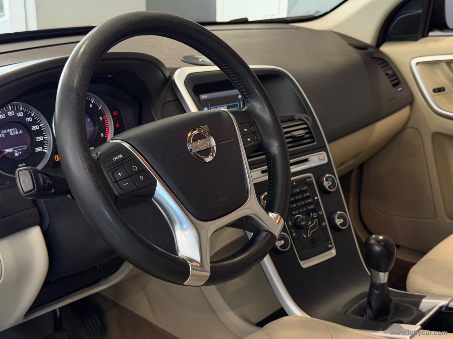 XC60 DRIVe Summum - immagine 10