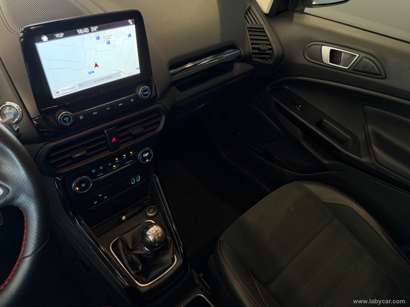 EcoSport 1.5 TDCi 125 CV S&S AWD ST-Line Bl. Ed. - immagine 10