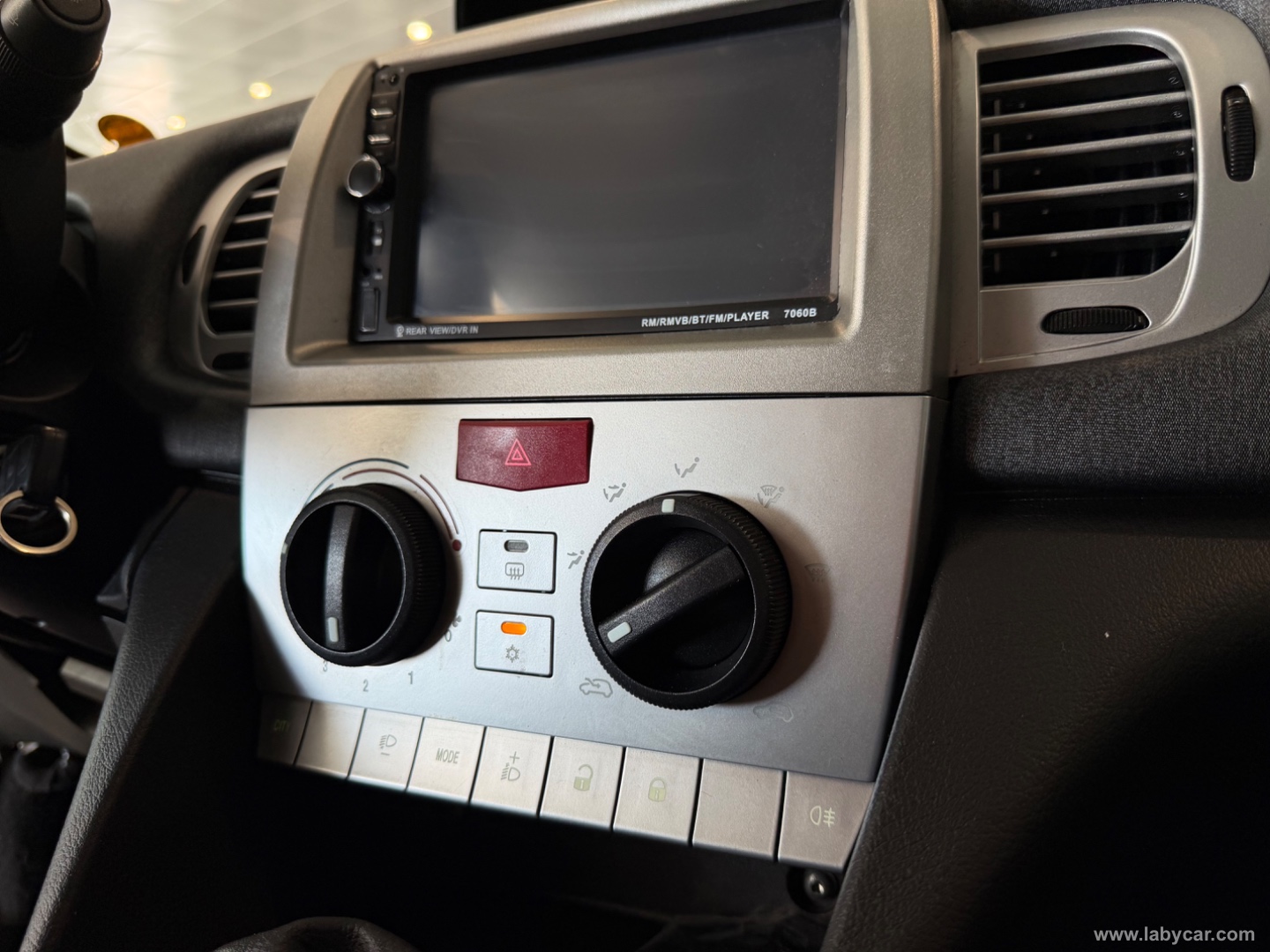 Ypsilon 1.2 Argento - immagine 10