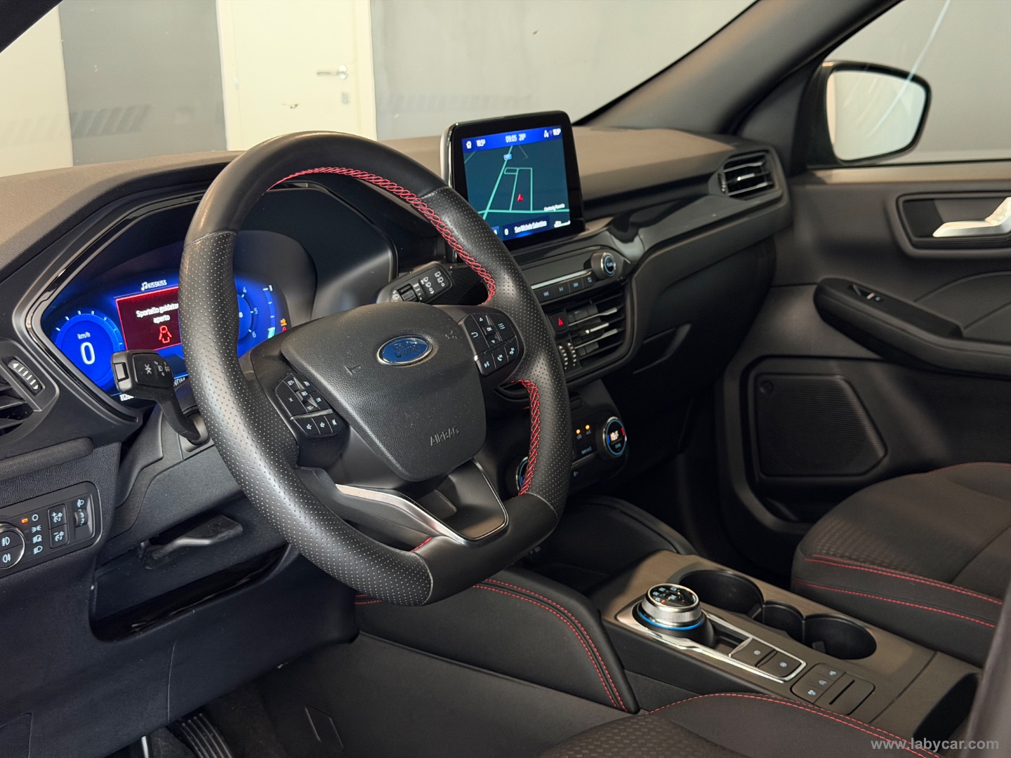 Kuga 1.5 EcoBlue 120 CV aut. 2WD ST-Line - immagine 10