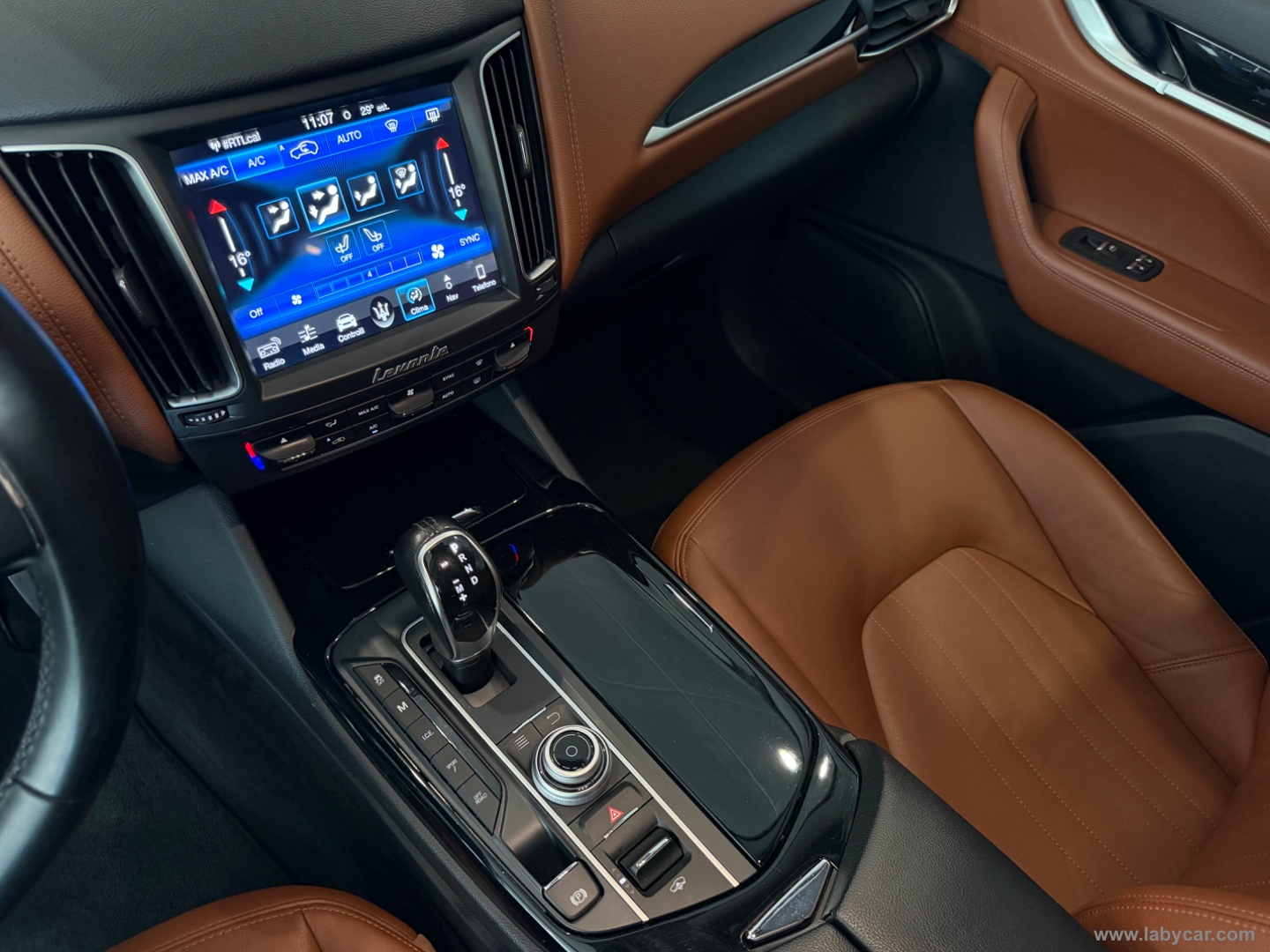 Levante V6 Diesel AWD - immagine 10