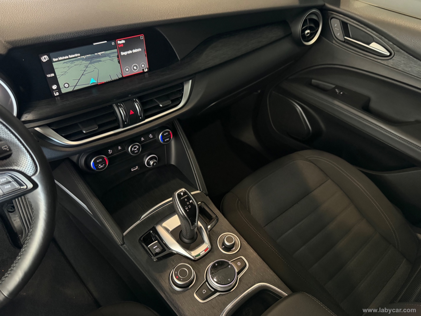 Stelvio 2.2 T.diesel 190 CV AT8 Q4 Bus. - immagine 10