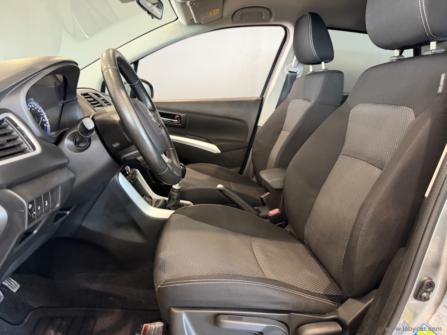 S-Cross 1.6 DDiS 4WD All Grip Cool - immagine 10
