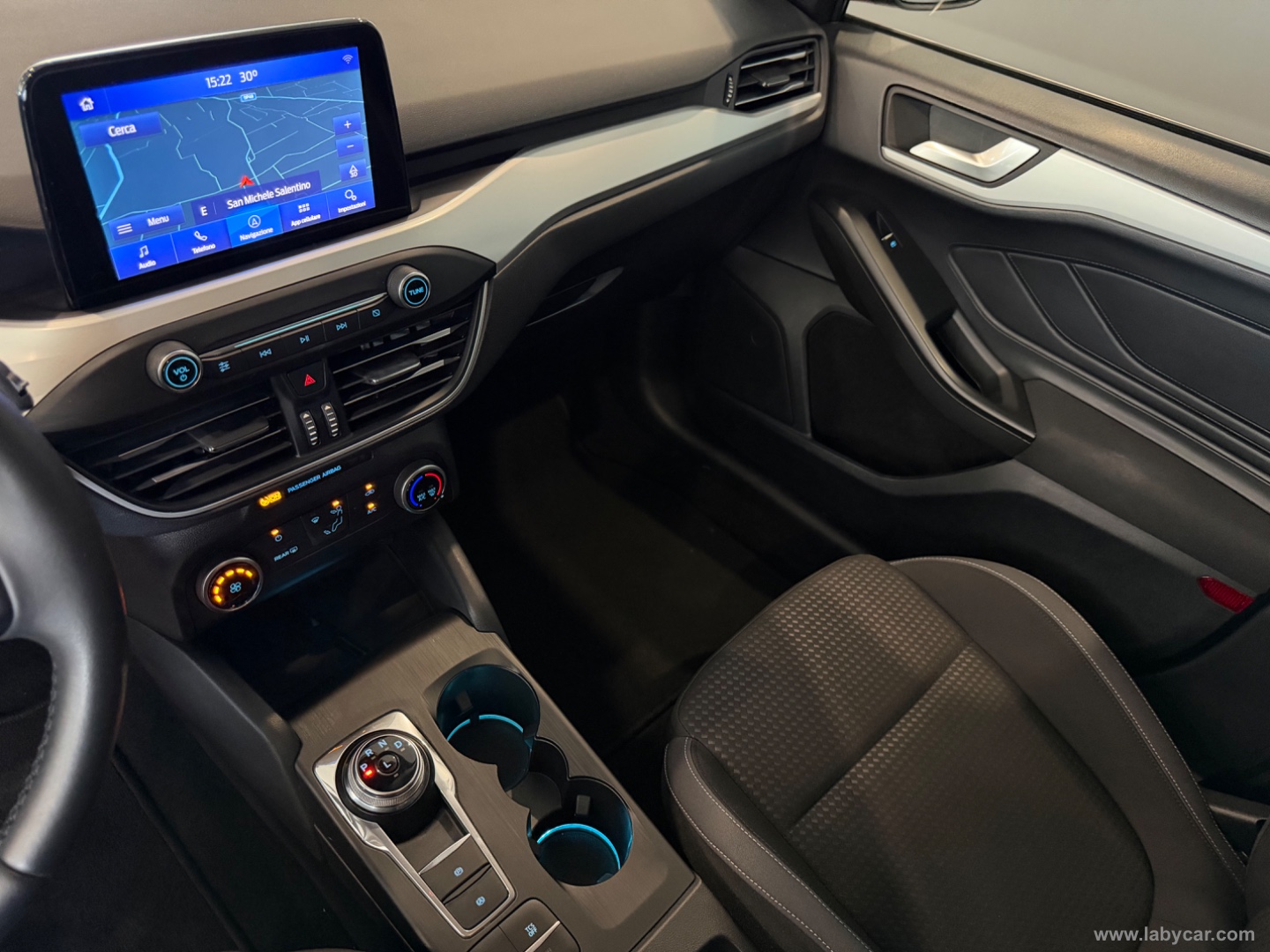 Focus 1.5 E.Blue 120CV aut. SW Bs Co-P. - immagine 10