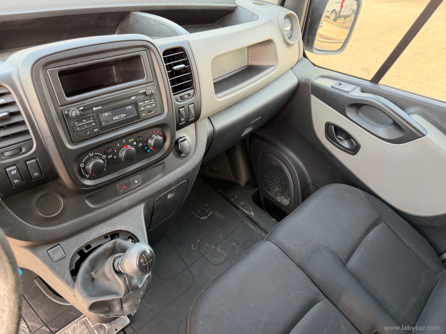 Trafic T27 1.6dCi 125 PC-TN Furgone Ice - immagine 10