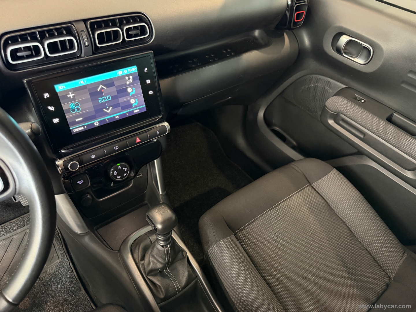 C3 Aircross BlueHDi 100 S&S Shine - immagine 10