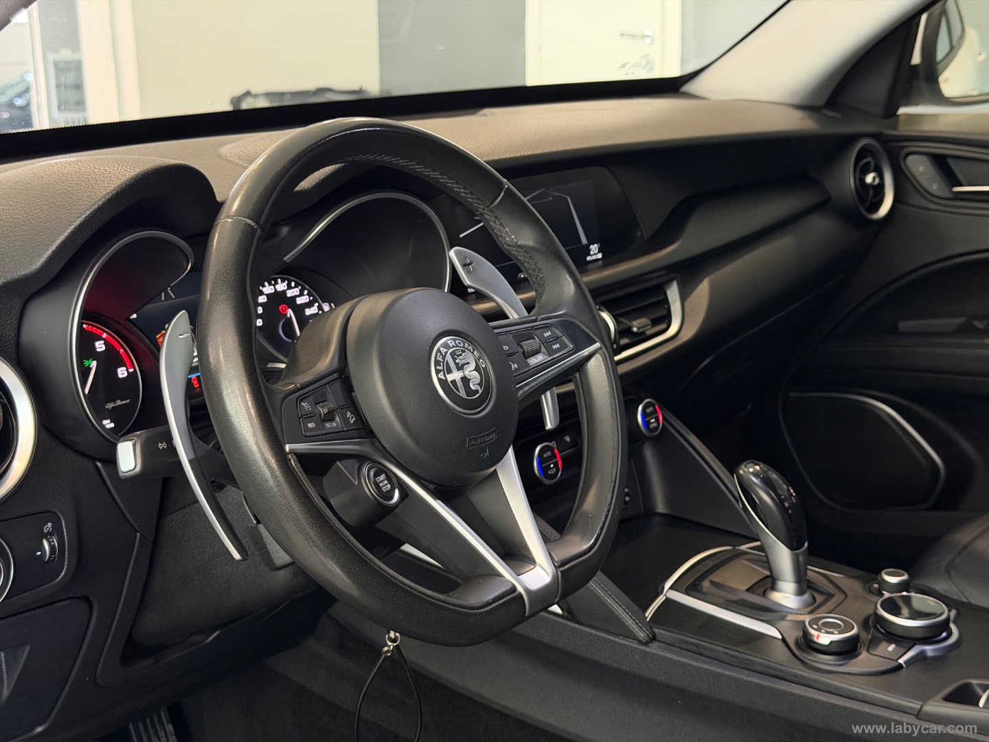 Stelvio 2.2 T.diesel 210 CV AT8 Q4 Super - immagine 10