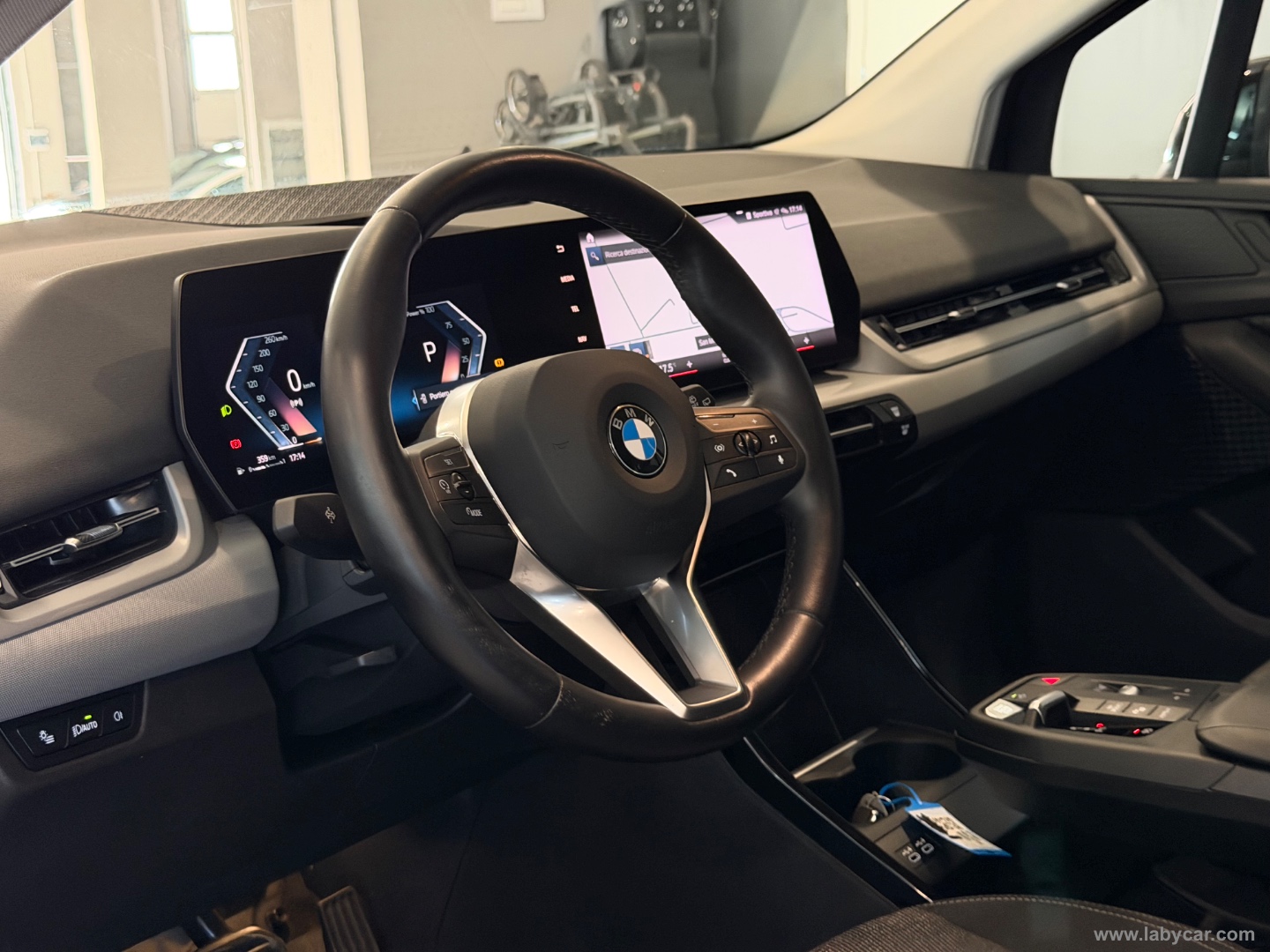 218d Active Tourer - immagine 10