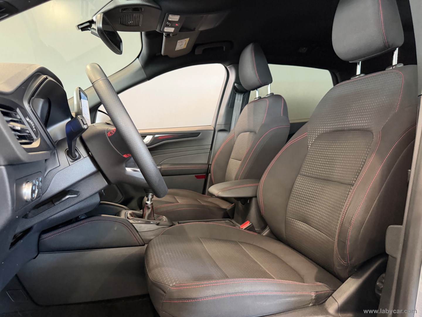 Kuga 1.5 EcoBlue 120 CV 2WD ST-Line - immagine 10