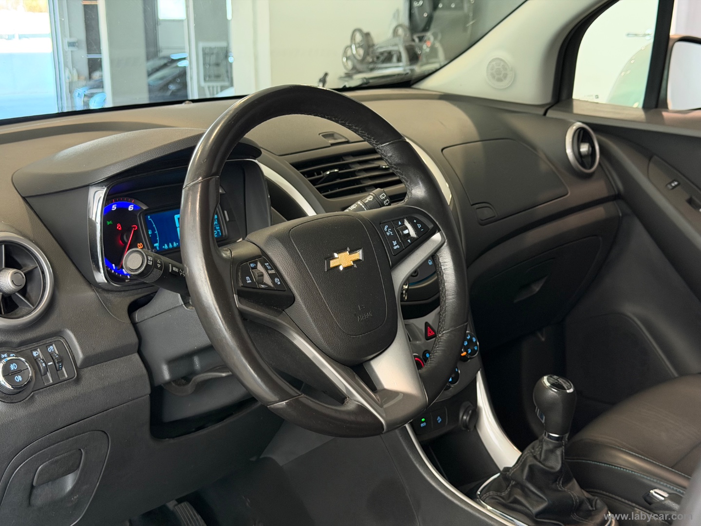 Trax 1.7D FWD LT - immagine 10