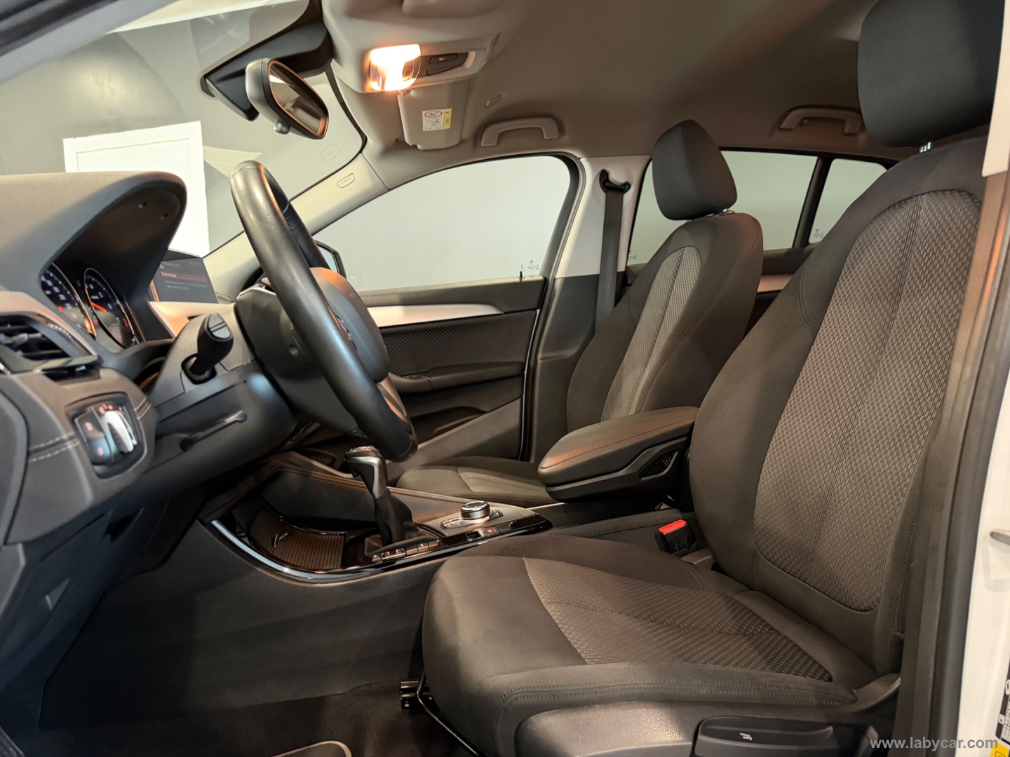 X2 xDrive25e Advantage - immagine 10