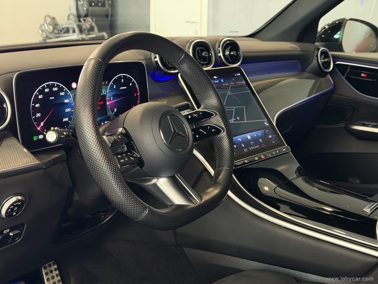 GLC 220 d 4Matic AMG Line Advanced - immagine 10
