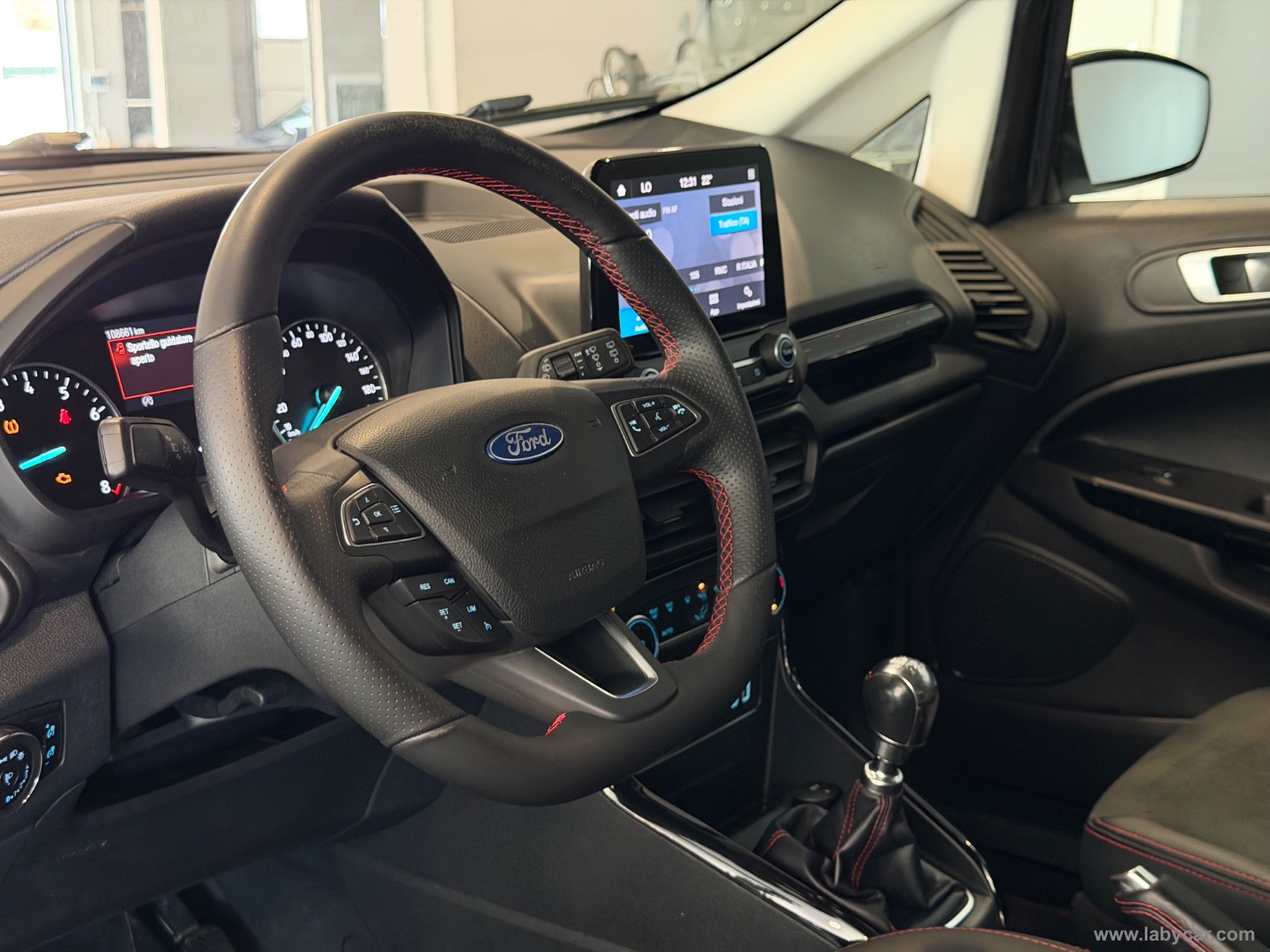 EcoSport 1.0 EcoBoost 125 CV S&S ST-Line - immagine 10