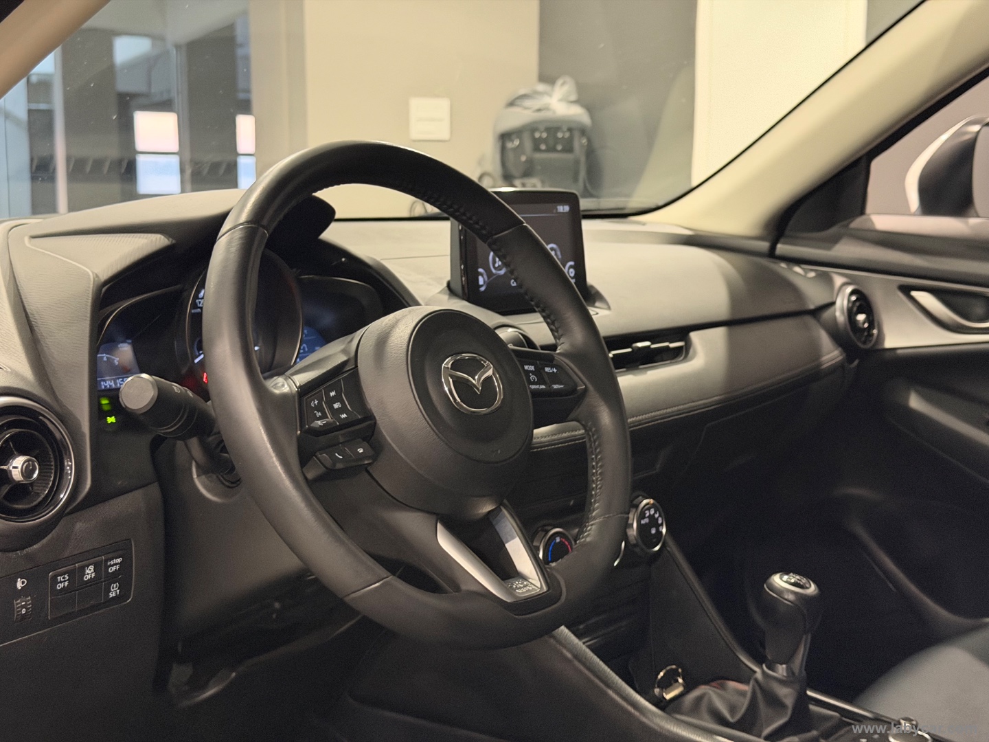 CX-3 1.8L Skyactiv-D Executive - immagine 10