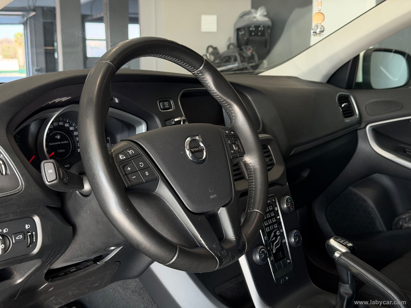 V40 D2 Business - immagine 10