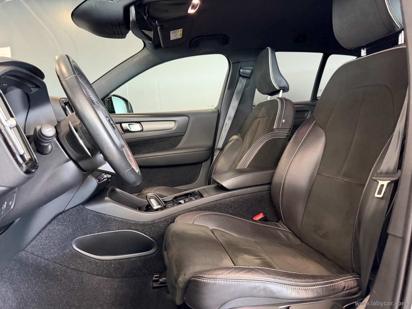 XC40 D3 Geartronic R-design - immagine 10