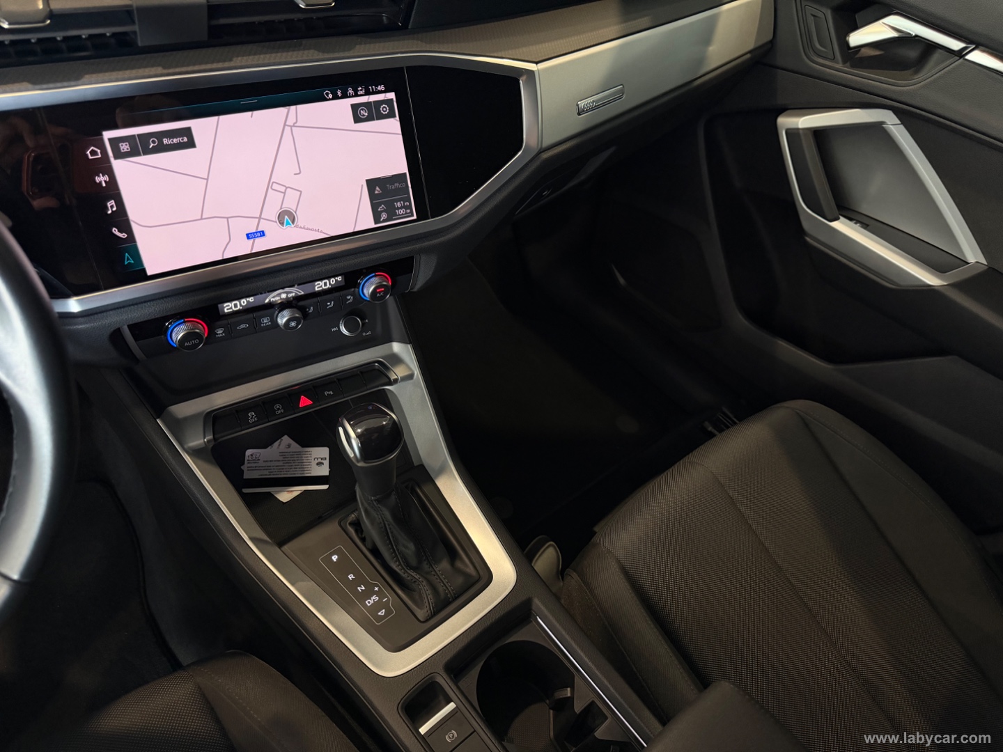 Q3 35 TDI S tronic Business - immagine 10