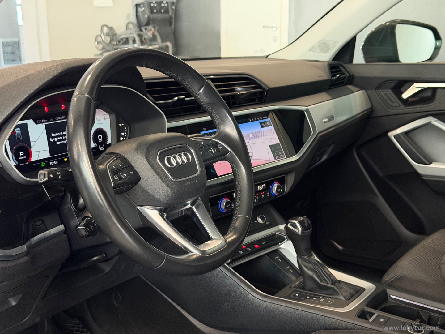 Q3 35 TDI S tronic Business Advanced - immagine 10