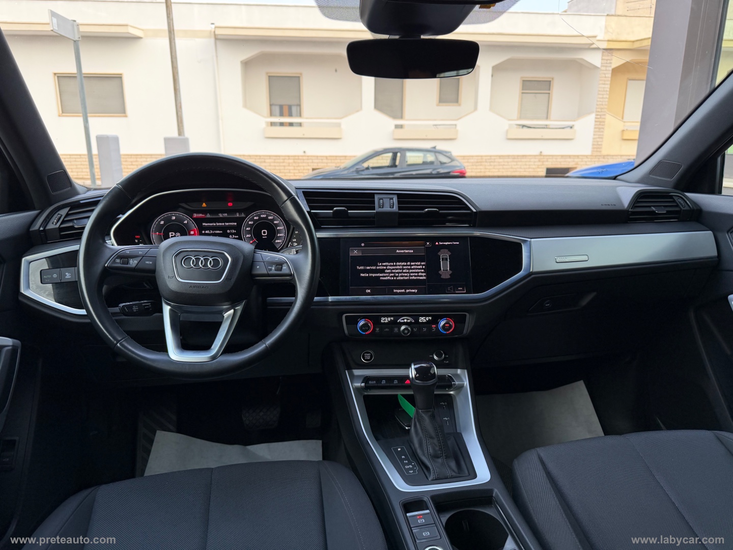 Q3 SPB 35 TDI S tronic Business Plus - immagine 10