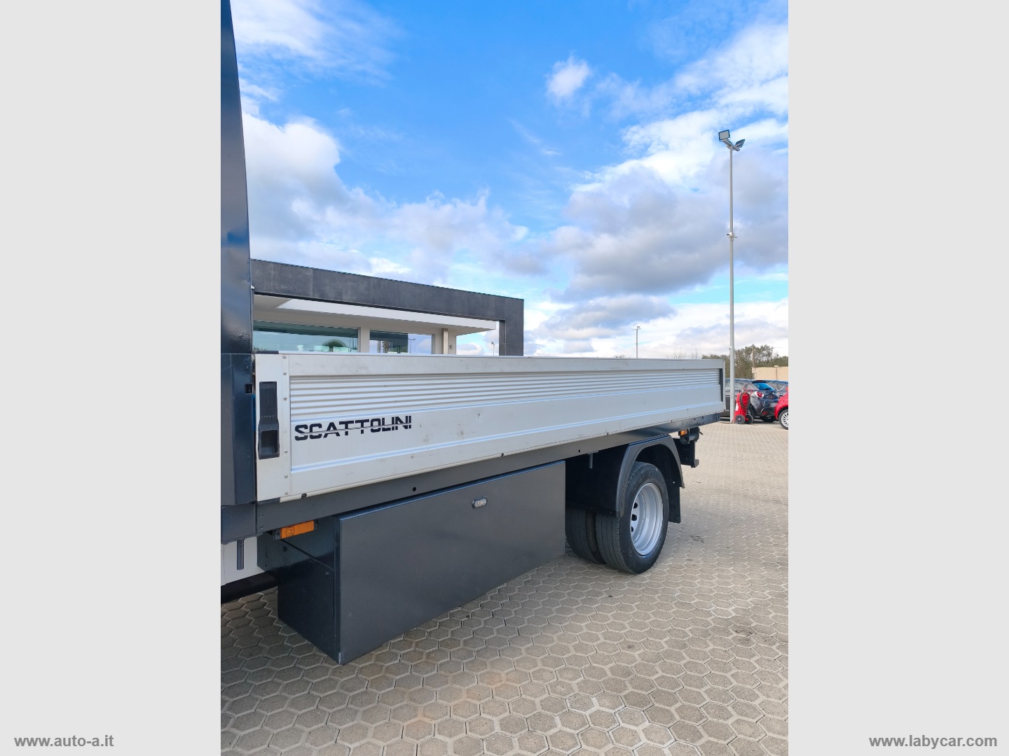 TRANSIT 2.0 TDCI 130 CV CASSONE FISSO - immagine 10
