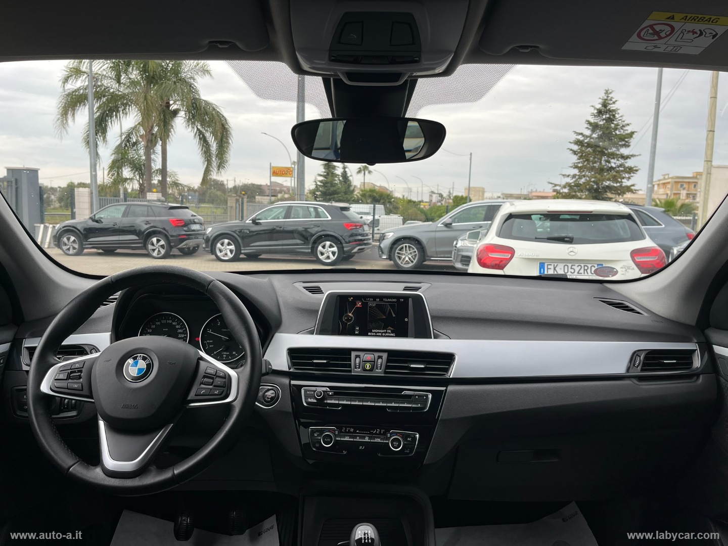 X1 sDrive18d Business - immagine 10