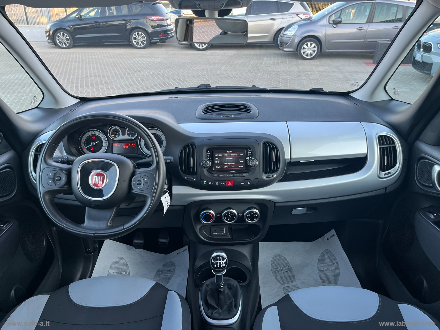 500L 1.4 95 CV Lounge - immagine 10