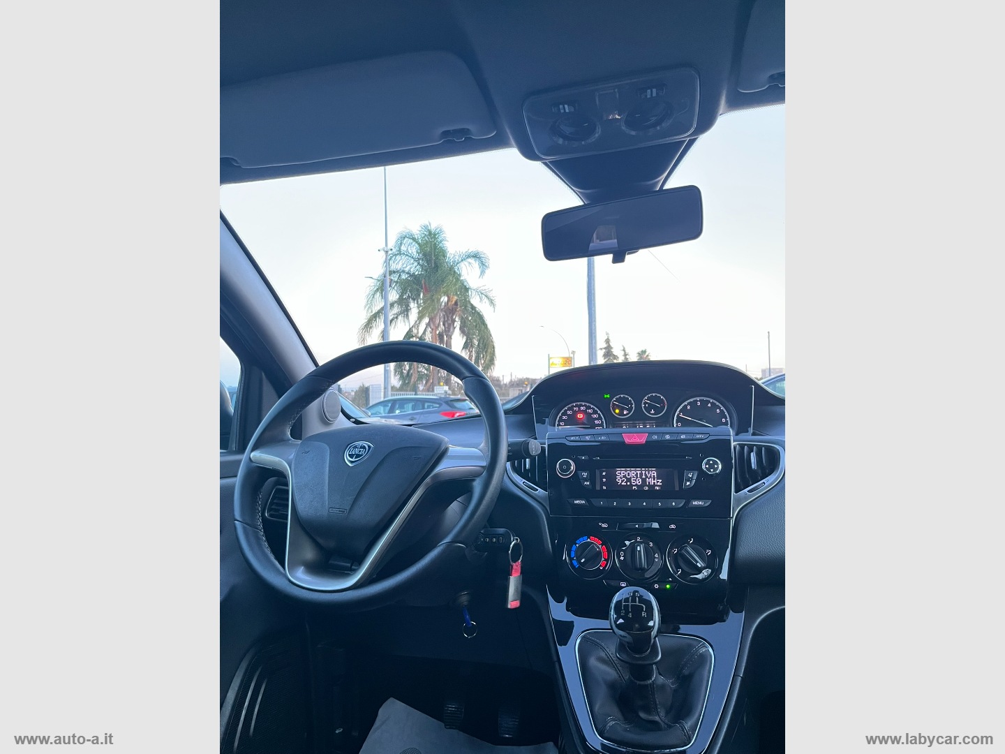 Ypsilon 1.2 69 CV 5p. S&S Silver - immagine 10