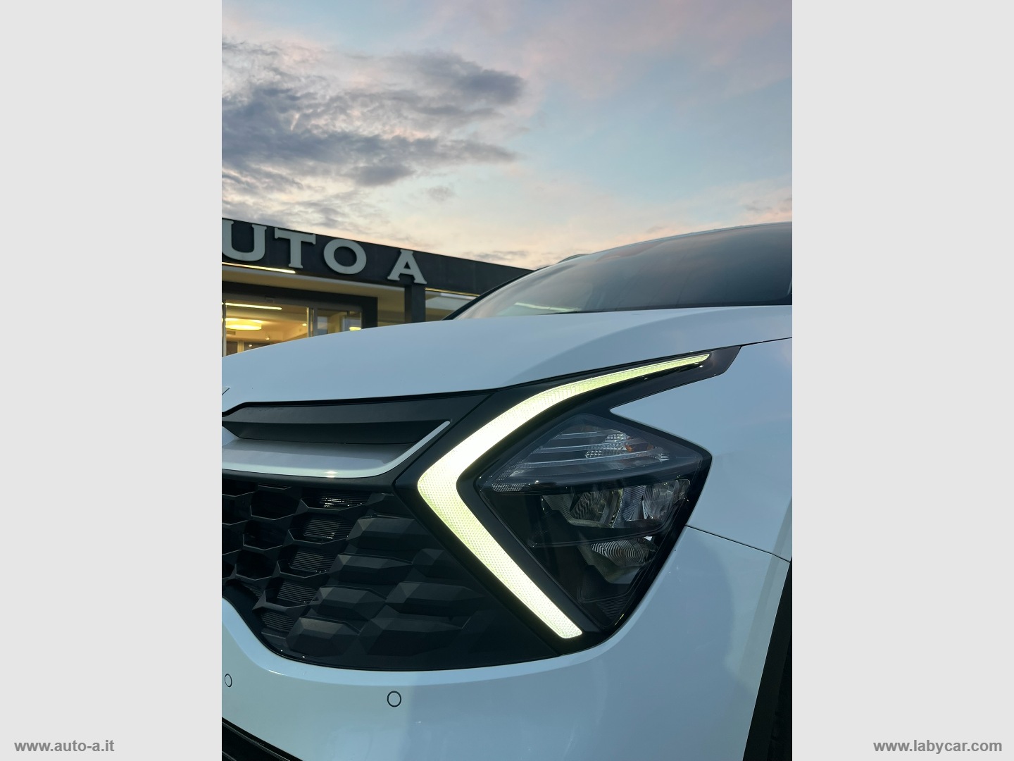 Sportage 1.6 CRDi MHEV Style 60.000 KM - immagine 10