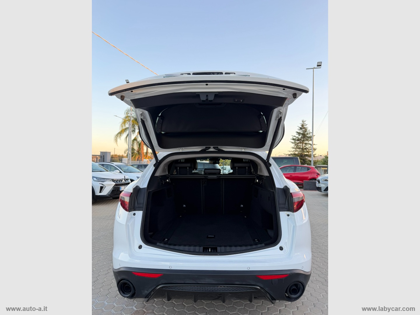 Stelvio 2.2 T.diesel 210 CV AT8 Q4 Super - immagine 10