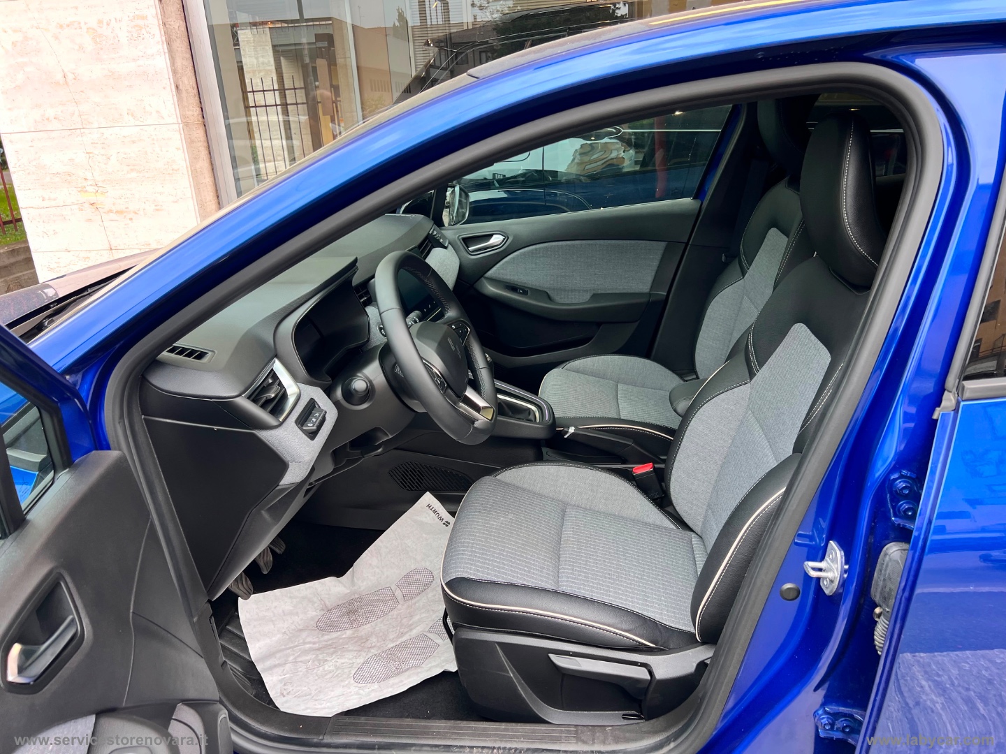 Clio TCe 90 CV Techno - immagine 10